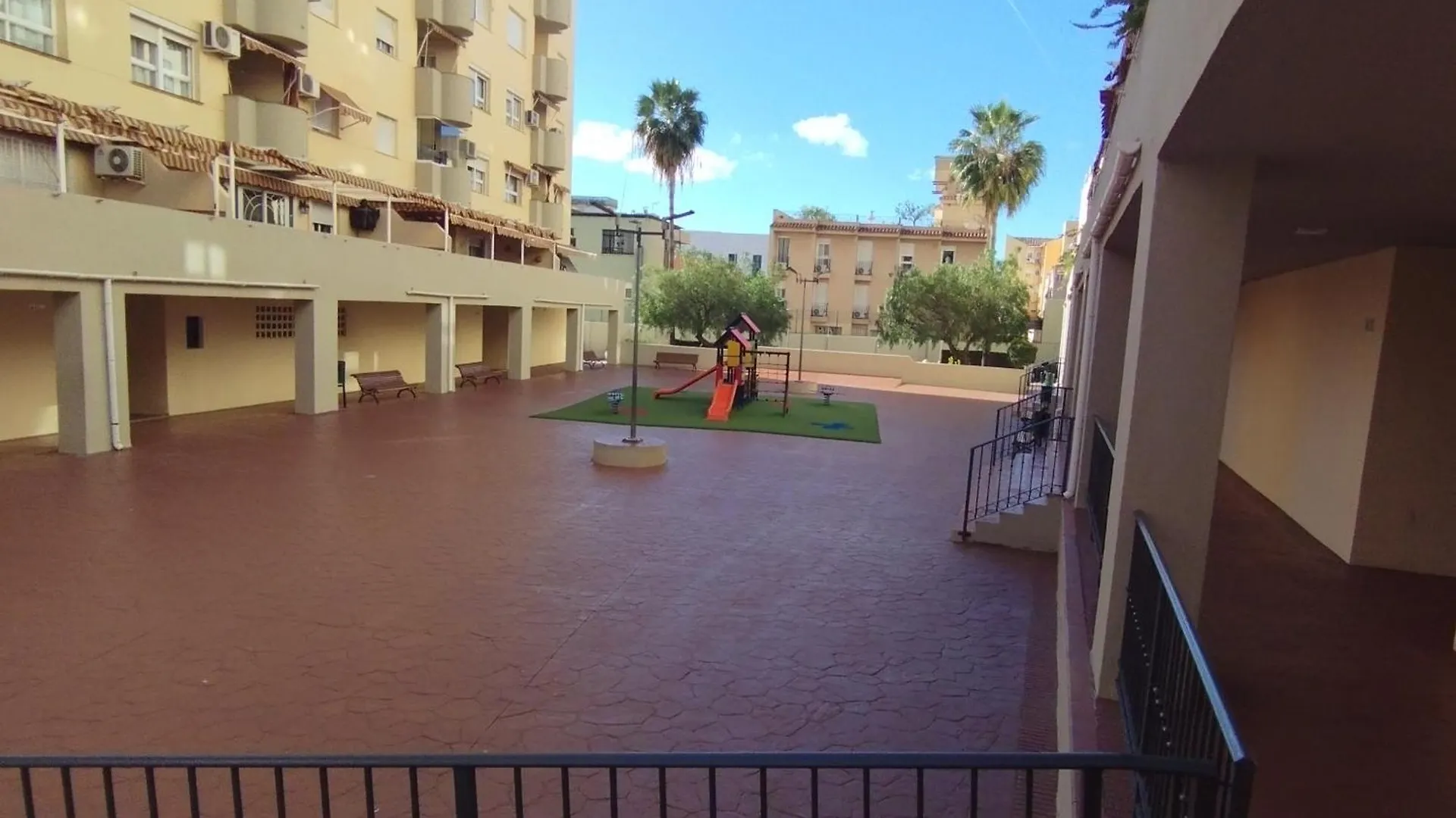 El Rincon Florida Home - Con Parking Privado - Av Carlos Haya Malaga 0*,  Spain